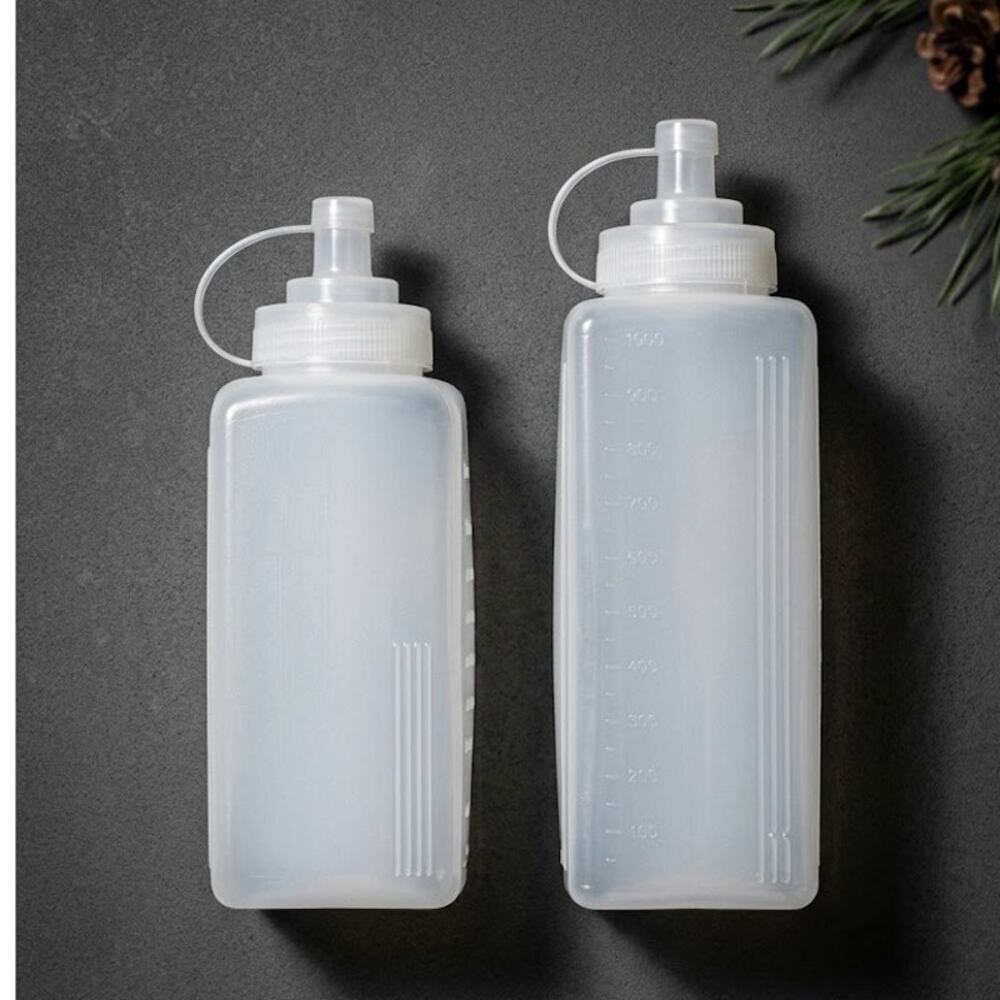 Set of 2 Large Plastic Squeeze Bottles 1000ML & 800ML Condiment Dispensers NWT